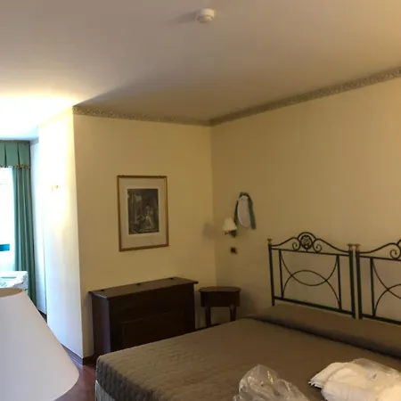 Felcaro - Relais, & Restaurant 3* コルモンス