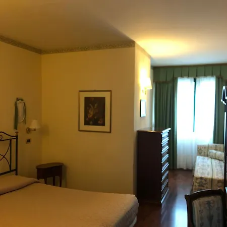 Felcaro - Relais, & Restaurant ホテル 3*