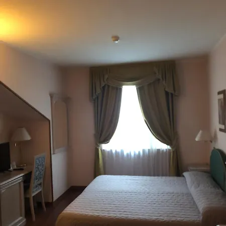 Felcaro - Relais, & Restaurant Hotel Cormòns