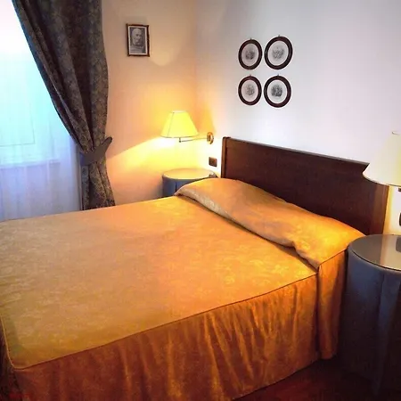 Felcaro - Relais, & Restaurant ホテル 3*